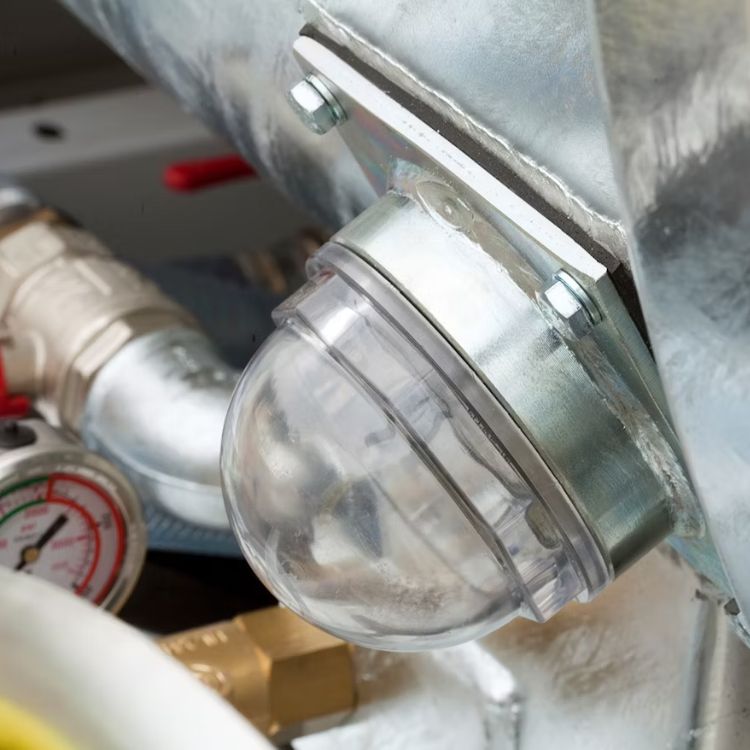 Dælubíll UniCom Basic frá Rioned