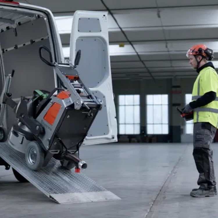 Gólfslípivél fjarstýrt með fjarstýringu