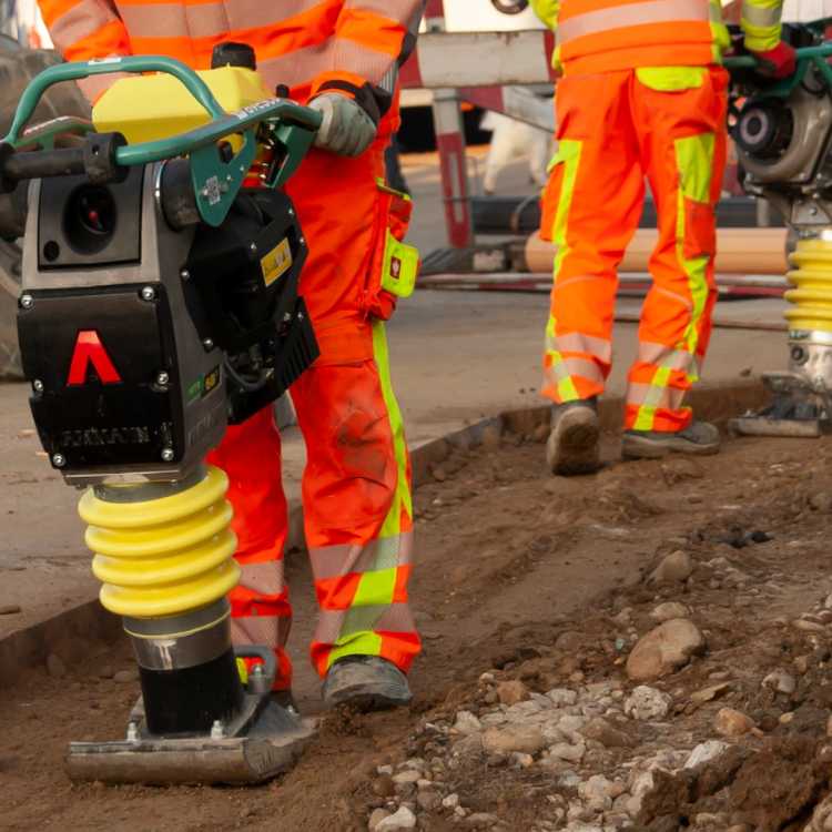 Jarðvegshopparar frá Ammann notaðir við þjöppun jarðvegs