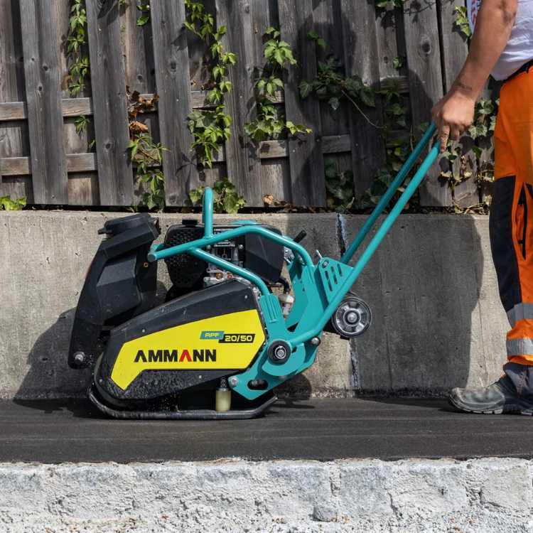 Jarðvegsþjappa APF 2050 þjappar malbiki
