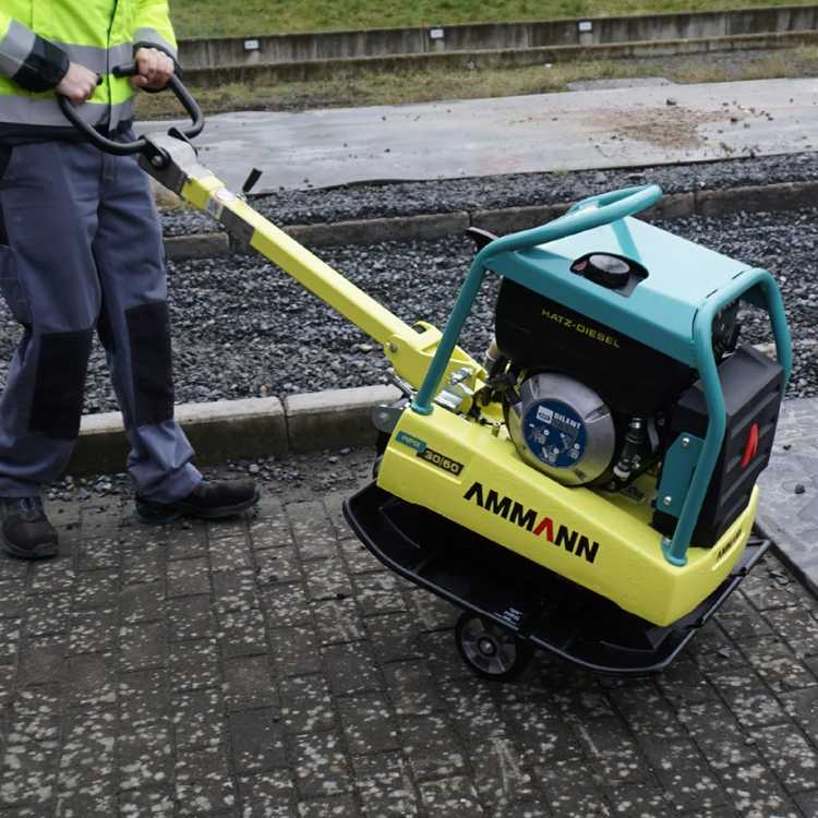 Jarðvegsþjappa APR3050á hjólum