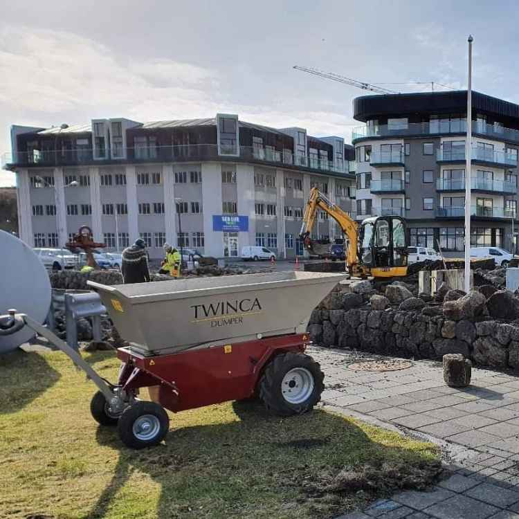 Rafdrifnar hjólbörur í Vestmannaeyjum