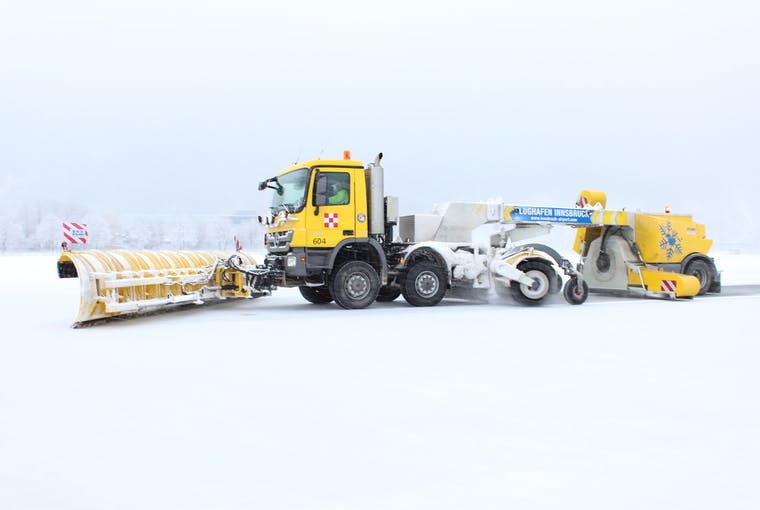 Flugbrautarsópur tilbúinn í snjómokstur