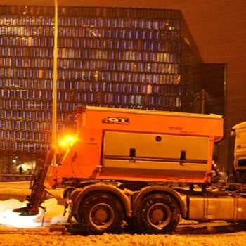 Saltdreifari Sirius AST3800 fyrir framan Hörpu á Íslandi
