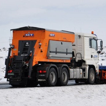 Saltdreifari Sirius AST3800 á vörubíl