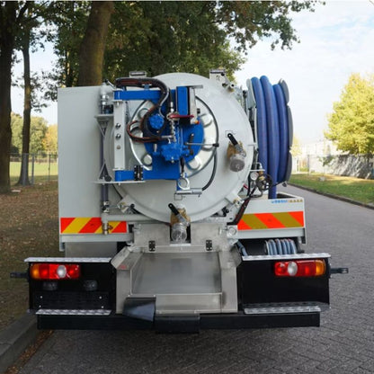 Dælubíll UniCom fyrir holræsahreinsun