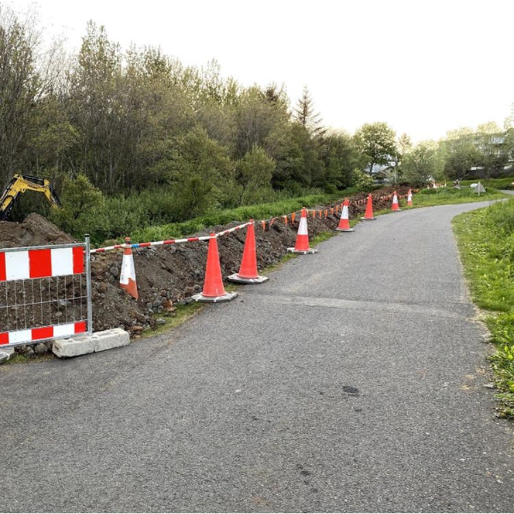 Flaggalínur og öryggiskeilur