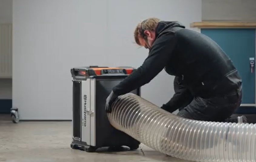 Loftslanga tengd við lofthreinsi