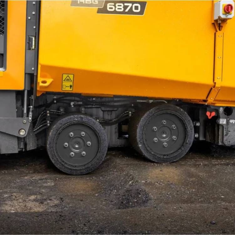 Hjól á malbikunarvél ABG6870