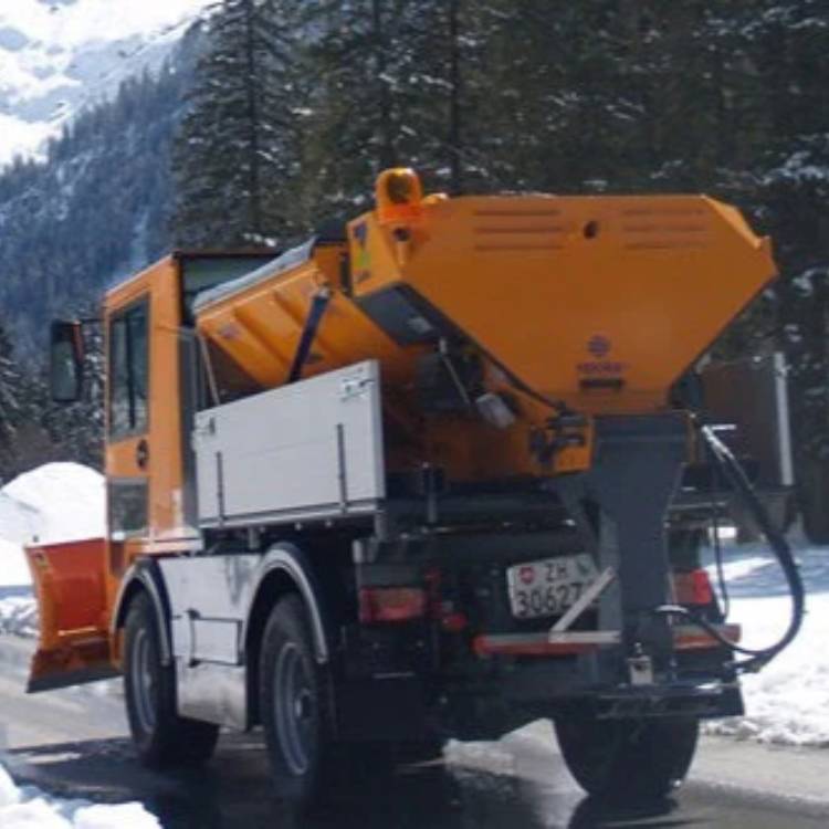 Saltdreifari Igloo fyrir vörubíla